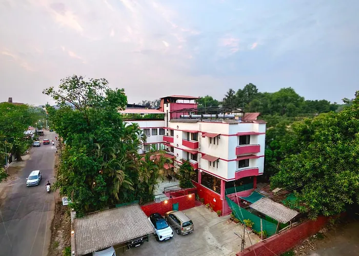 Girivihar Dining & Holiday Club - Pure Veg Family Resort, Lonavala